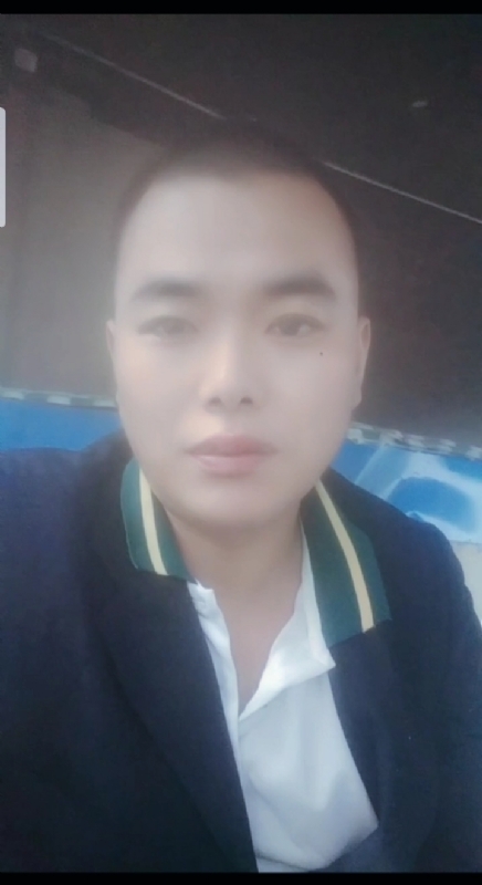 阳光男孩的第一张照片--平顶山残疾人相亲网